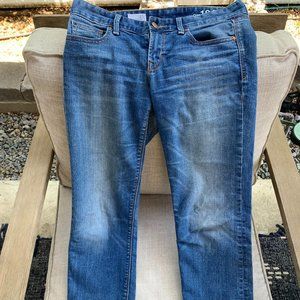 Gap Jeans Medium Wash Straight Leg